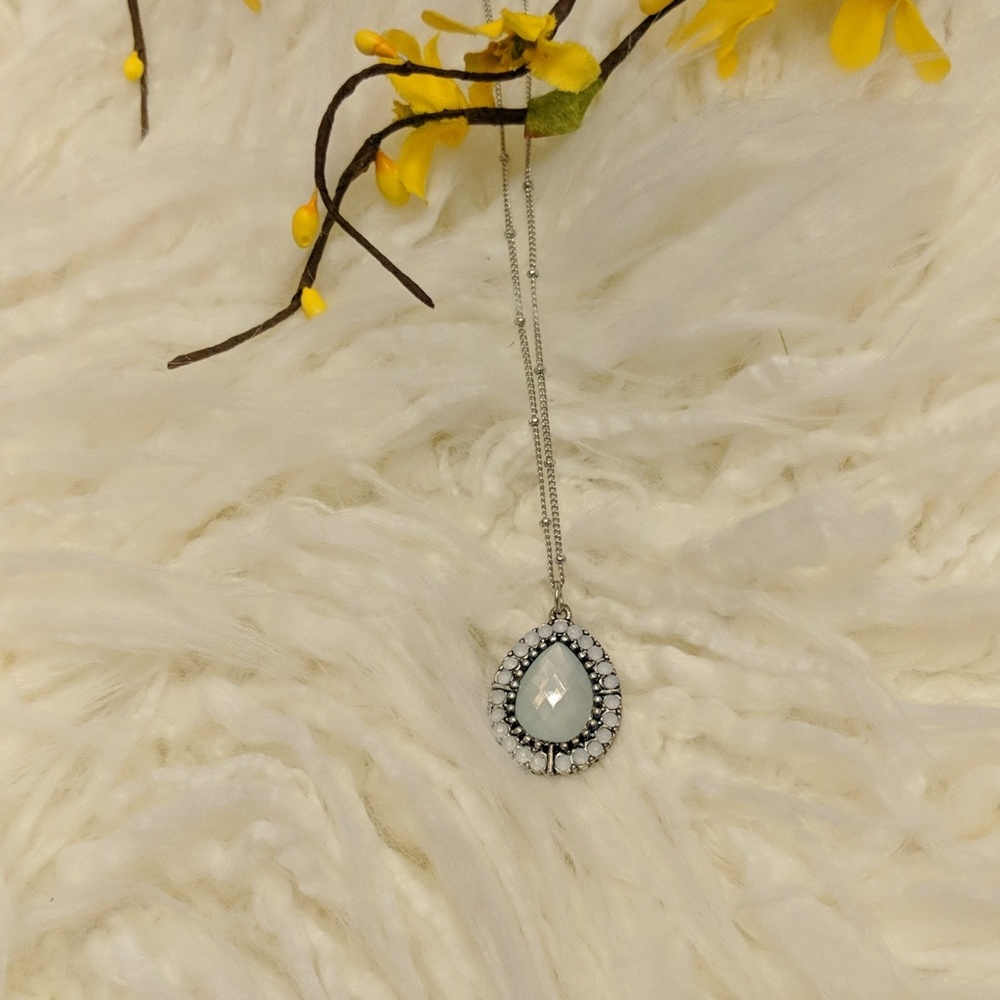 Handmade Light Green and White Pendant Necklace - Picture 2 of 8